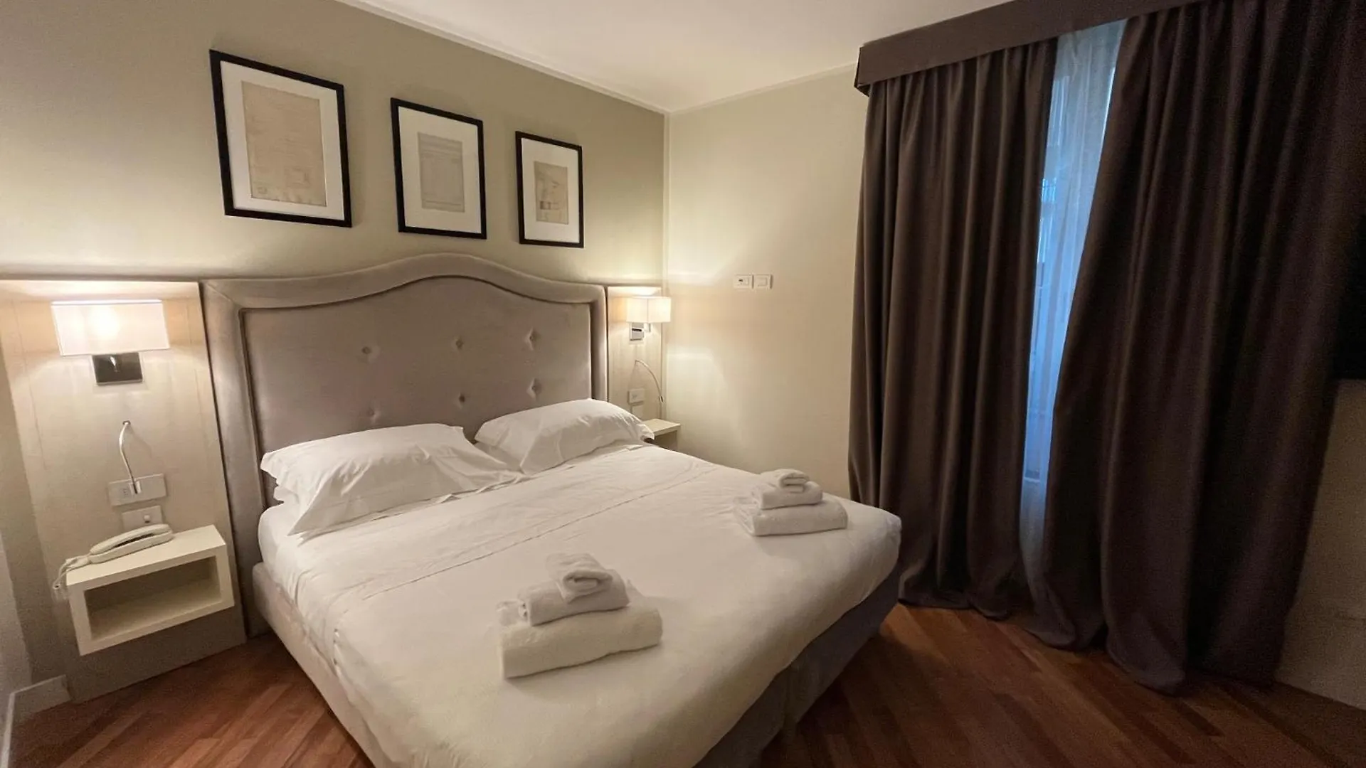 Hotel Embassy Florence 4*,