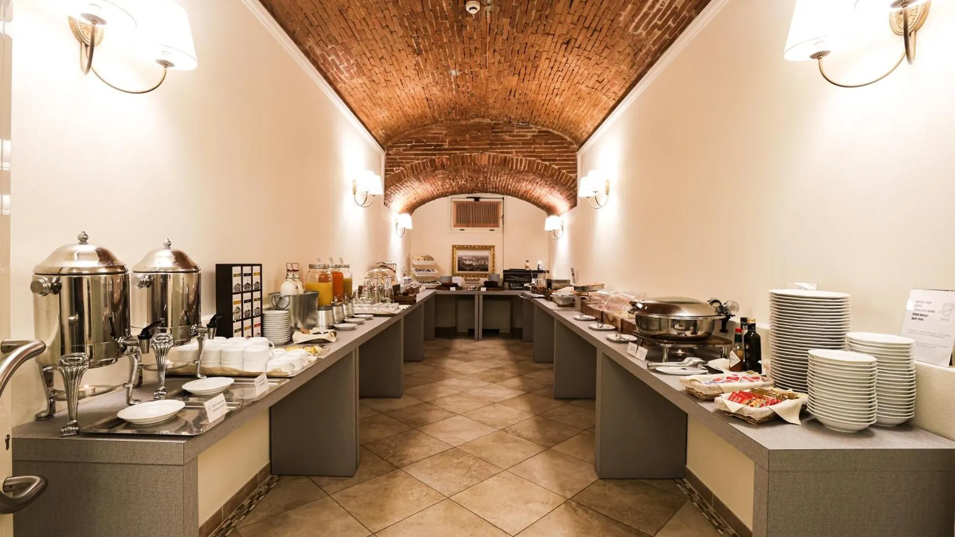 Hotel Embassy Florence 4*,  Italy